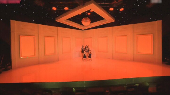 เวทีของฮยอนอาคือเวทีโปรดของฉัน ไม่มีเลย