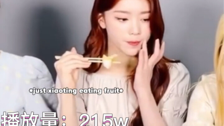 Tôi thú vị quá, video gì mà trên YouTube đã đạt 2,15 triệu lượt xem vậy? Bình luận nổi bật: Chưa từn