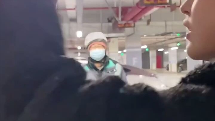 ใกล้จะห่างไกลจากเส้นทางบล็อกเกอร์หน้าตาดีเข้าไปทุกทีแล้ว