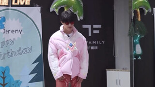 【Zhang Zeyu】Dancing the coolest dance in the coolest clothes