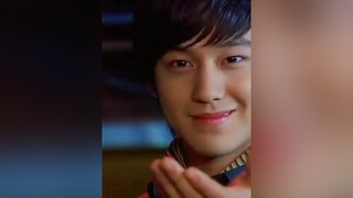 1 thời ship Gốm Cháo điên cuồng kimbum phimhanquoc kdrama danet boysoverflowers