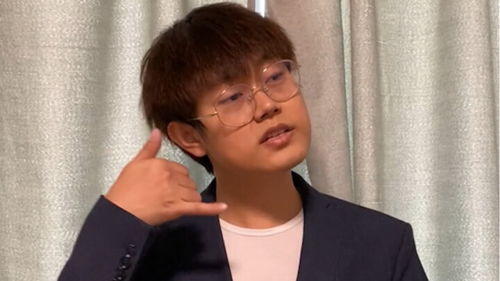 مرحبًا بكم على متن خطوط فيش الجوية!