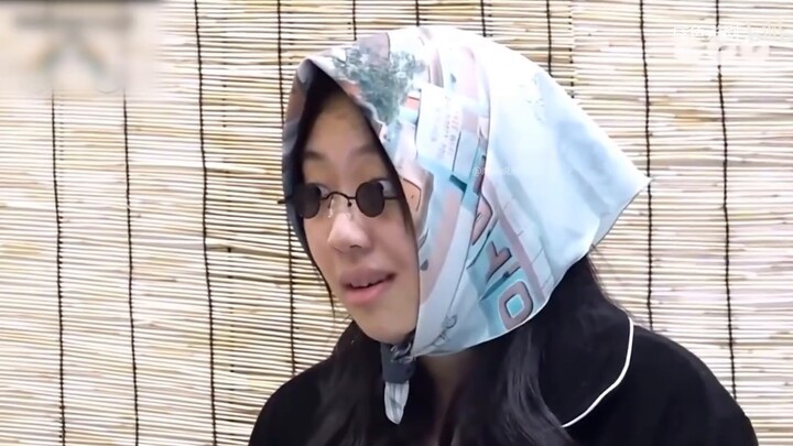 Situasi di Henan semakin memburuk sekarang. Kotak hadiah yang terjual kini berjumlah tiga kotak dala