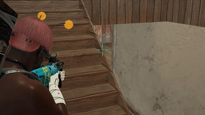 "架中间 甩两边"