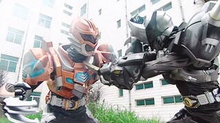 【Bingkai 4k/60】 Armor Badak Hitam VS Armor Harimau Bumi