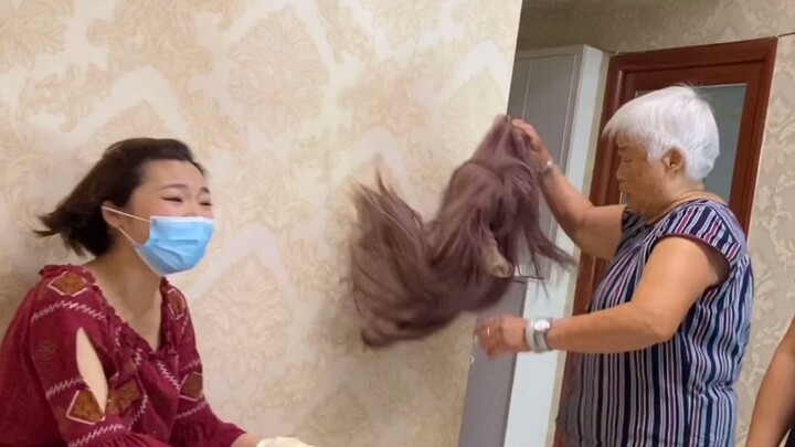 ฉันถูกเฉลยต่อหน้าคนทั้งหมดเลยเหรอ!!!!