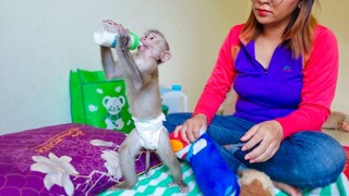 Time For Milk!! Wow, Yaya shows her best style while drinking milk