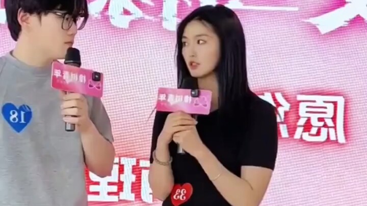 Girl Earning 6K/Month Looks Down on Guy with 300K Annual Income