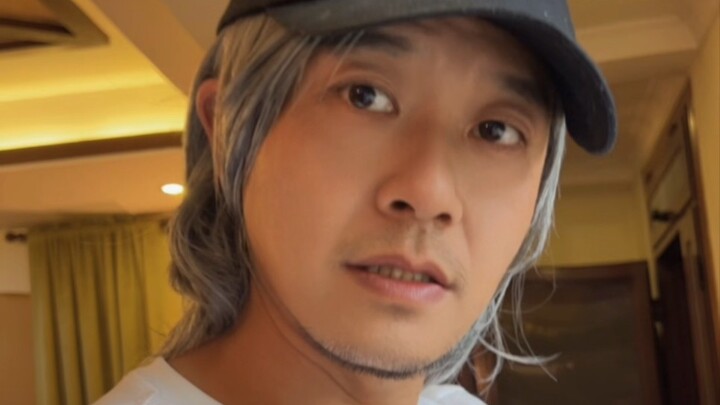 Secretly had plastic surgery to look like Stephen Chow?