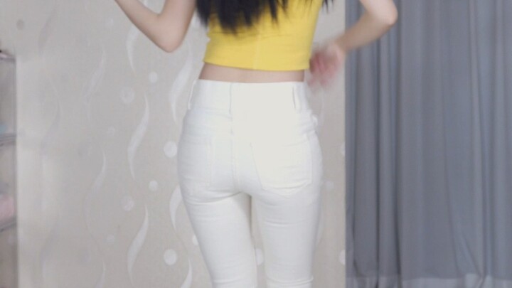 gee White Pants & High Heels, Back View C4450