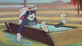 Bak mandi saya cukup besar