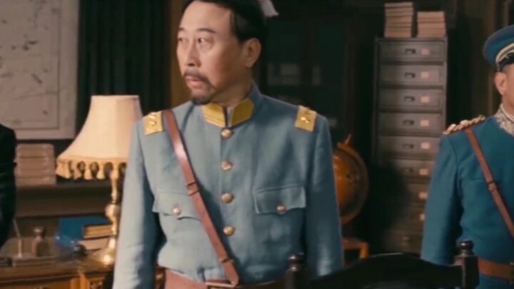 I can't stop laughing. It turns out that Feng Gong plays the Beiyang warlord Feng Guozhang to recogn