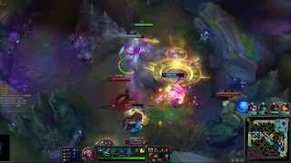 lol Cuộc chiến không cân sức team địch không tuổi