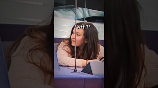 Les députés jouent à Yu-Gi-Oh ? 😂😂