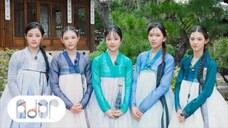 Happy Chuseok! 뉴진스의 2023년 추석 인사 🐰🌕