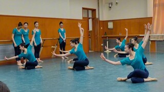 Cool! [Flip Combination] shows the power of Chinese dance's "hand-eye, body technique, mind, spirit 