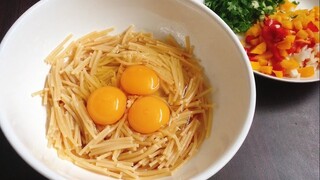 Một cách khác để ăn Mì Ý thơm ngon - Bánh Kếp Mì Ý | Tra My Cooking