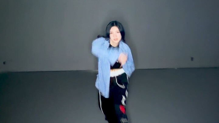 【Hearts2Hearts】They said, “Do your dance,” so I did.