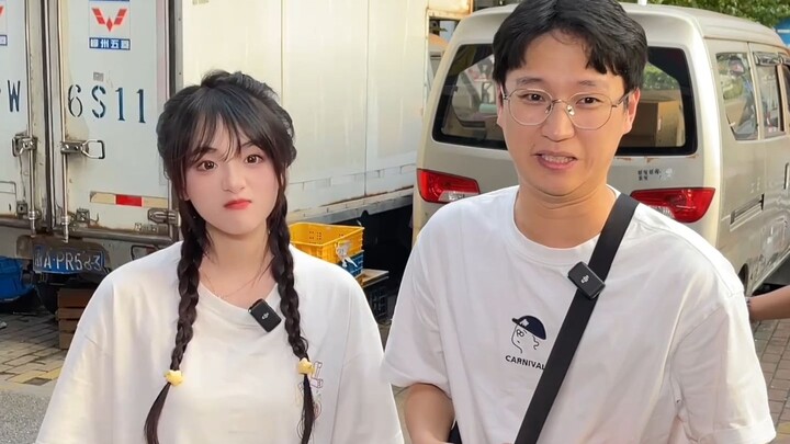 Chủ quán ăn sáng này tuy trông có vẻ dữ dằn, nhưng thực ra lại rất tốt bụng đấy~