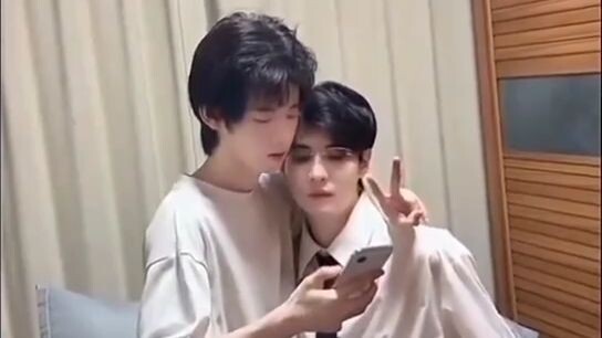 The missing piece offscreen cute photo time