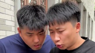 体验非遗川剧变脸，竟遇上加试题，结局太帅了！
