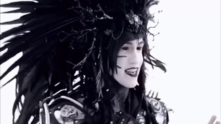 【Burial of the Heavenly Emperor】Some people go to great lengths to leave their own homes, while othe