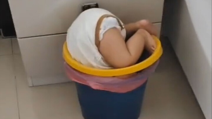 ลูกน้อยเงียบเชียบ ต้องกำลังแสบแน่นอน!