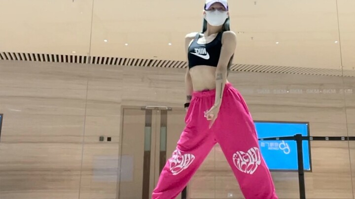 【BLACKPINK】PinkVenom｜Kasper meng-cover lagu tersebut
