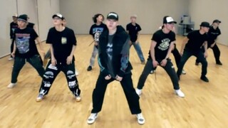Phòng tập "Freak" của ZICO đã được tiết lộ!