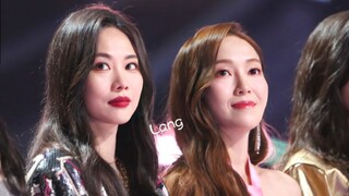 เจิ้งซิ่วเหยียน & หวังเฟยเฟย กอดกันสุดประทับใจในคืนข้ามปี เหมือนได้เห็นเจสสิก้าและเฟยในยุครุ่งเรืองข