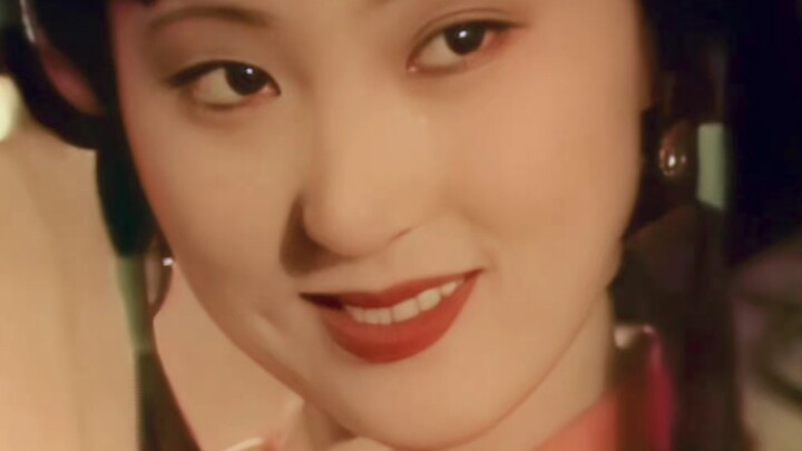 ทีวีหูหนาน คุณกล้าทำได้ยังไง? - พวกเขาจำเป็นต้องมีกลุ่มคนที่ไม่รู้หนังสือเพื่อสร้างชื่อเสียงให้กับพว