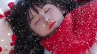 79.After being reborn, I protecting aloof school heartthrob, making him blush and his heart race!