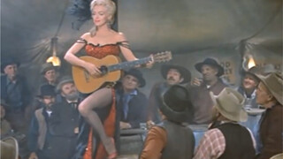 Marilyn Monroe hát bài "A Silver Dollar" vào năm 1954