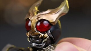 [Ruang Kaca] Kurang dari 200 dalam 5 formulir! Dan Agito betina dengan belahan bumi selatan? Bandai 