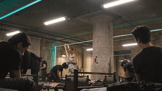 未来世界男女必须混住？人类竟被分成了德智体美劳五大派系！