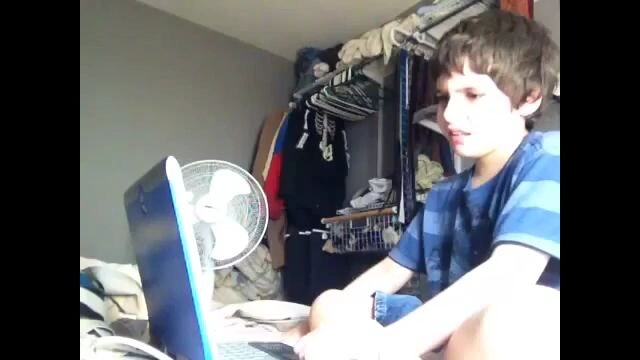 Angry Sims Kid (ORIGINAL VIDEO)