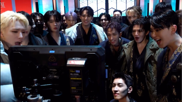 Đoạn reaction này còn kịch tính hơn cả đang xem trực tiếp trận chung kết World Cup!