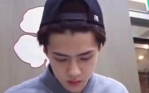 Wu Shixun, full of charm and charisma—check out how he used to be; now he’s truly letting his true s