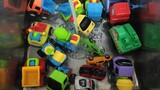 Membersihkan Mainan Mobil Truk  - Dump Truk, Mobil Derek, Bulldozer, Excavato