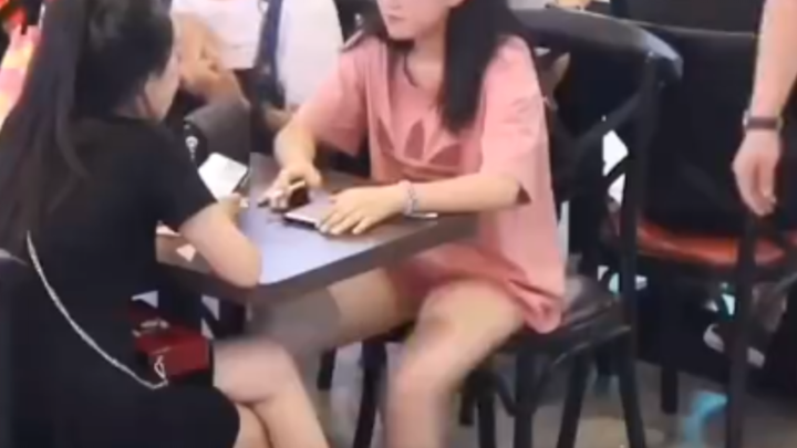 You look so beautiful when you smile, like spring flowers!