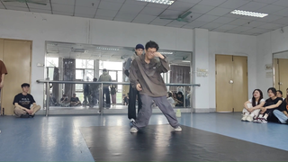 新人bboy参加校内的freestyle比赛，竟然！