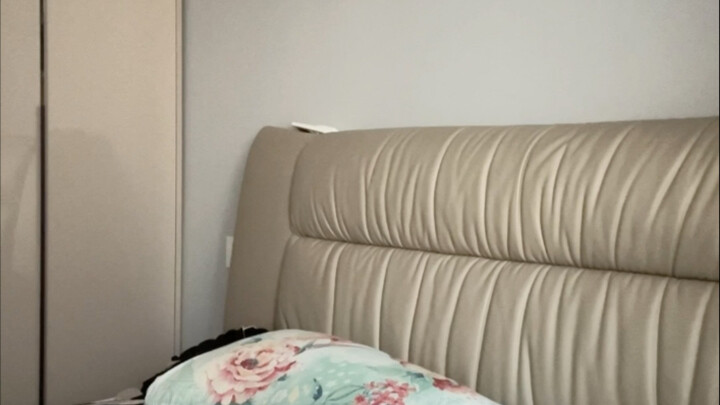 The Current Situation of the First Batch of College Students Returning Home