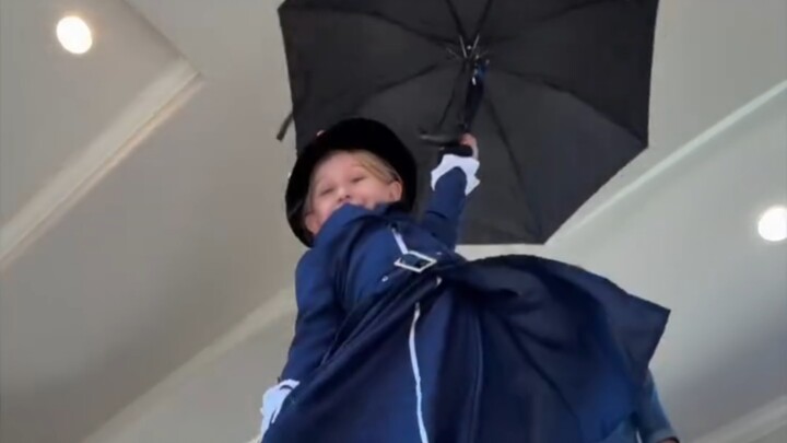 When you have a super creative dad—it’s like this~