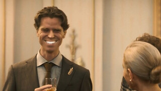 人们被一种名为“富有”的病毒感染，如果被感染者不将自己的财富拱手送人，那么他只有一个后果必死无疑