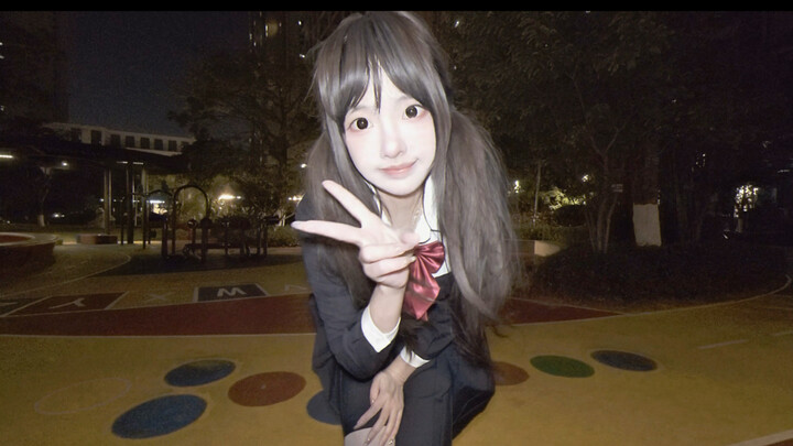 Spontaneous "Tokyo Flash Scenes" at the Foot of My Apartment Building