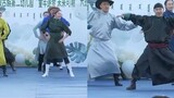 Pada upacara wisuda sebuah taman kanak-kanak di Mongolia Dalam, para orang tua menari dengan penuh s
