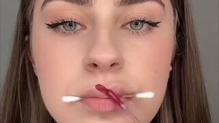 网上的化妆技巧 vs 现实中模仿操作，怎么和视频里的不一样呢？