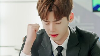 Cảnh nổi tiếng sắp đến rồi [giá trị khuôn mặt của anh ấy, được thể hiện qua kiểu tóc, thật đẹp trai]