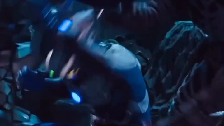 Ultraman: This is probably the episode where Ultraman Zero screams the most! I really admire Ultrama