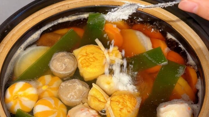 Oden giống hệt ngoài cửa hàng tiện lợi, siêu tươi ngọt, tự làm sao mà đơn giản đến thế